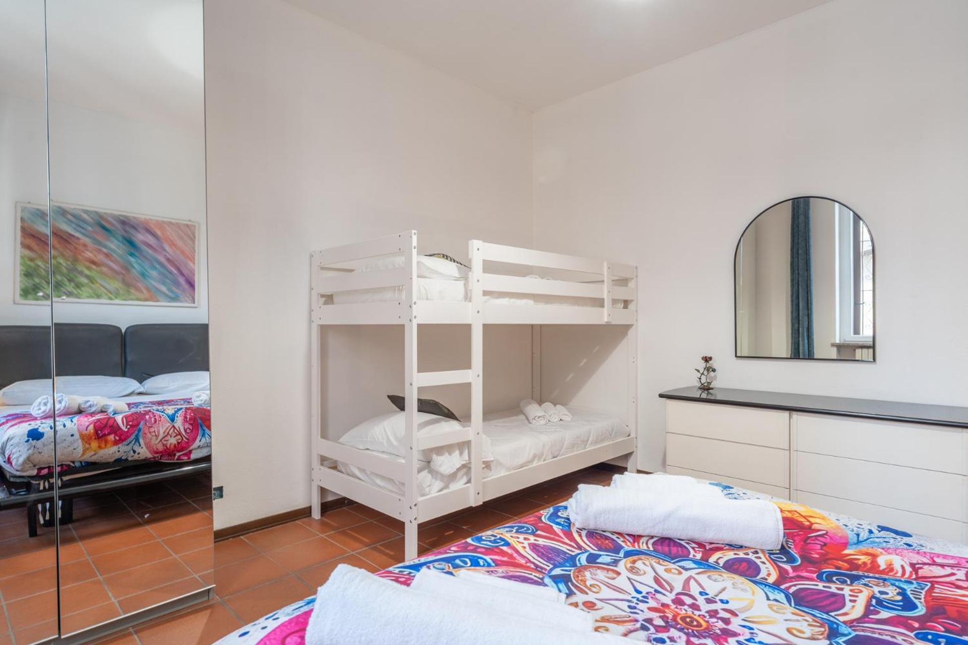 Traveler'S Retreat In Lecco Apartment Bagian luar foto